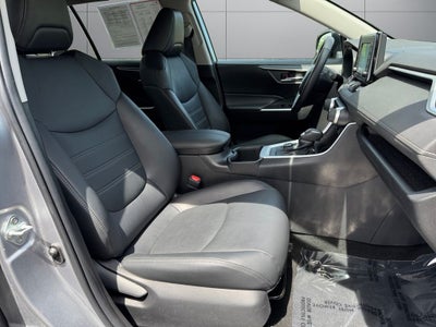 2022 Toyota RAV4 Hybrid XLE Premium AWD
