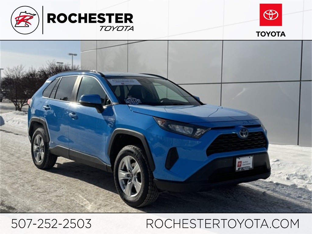 2020 Toyota RAV4 LE