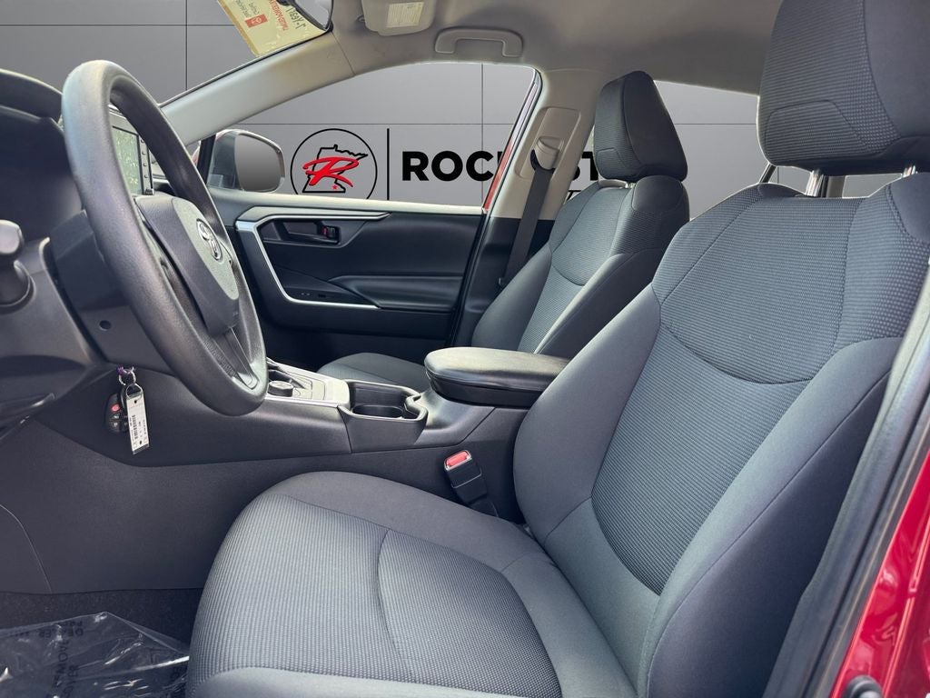 2020 Toyota RAV4 Hybrid LE AWD
