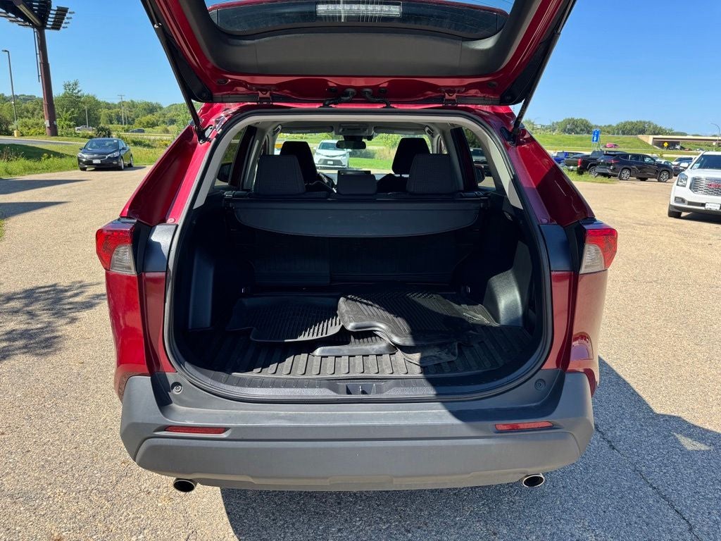 2020 Toyota RAV4 Hybrid LE AWD