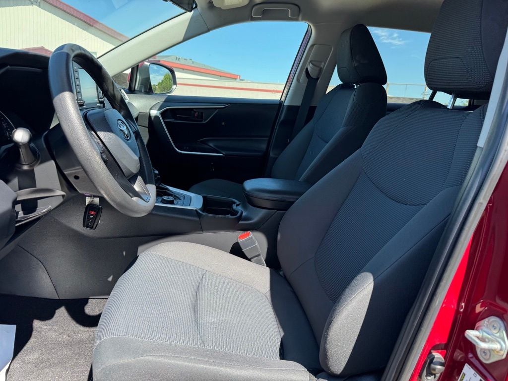 2020 Toyota RAV4 Hybrid LE AWD