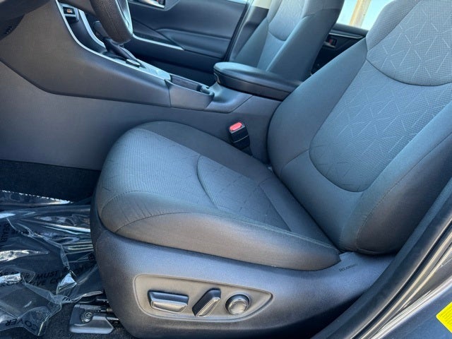 2025 Toyota RAV4 Hybrid XLE AWD