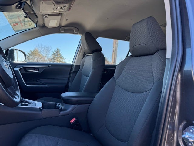 2025 Toyota RAV4 Hybrid XLE AWD