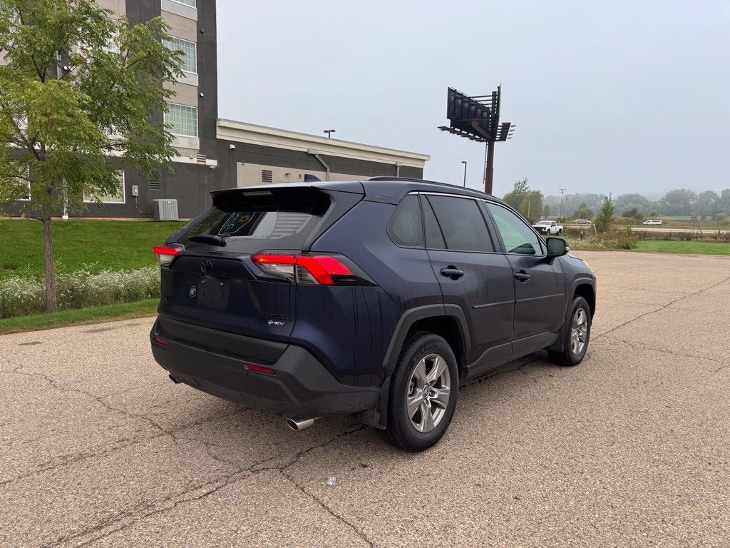2025 Toyota RAV4 Hybrid XLE AWD