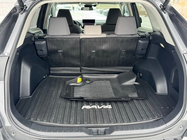 2024 Toyota RAV4 Hybrid XLE AWD