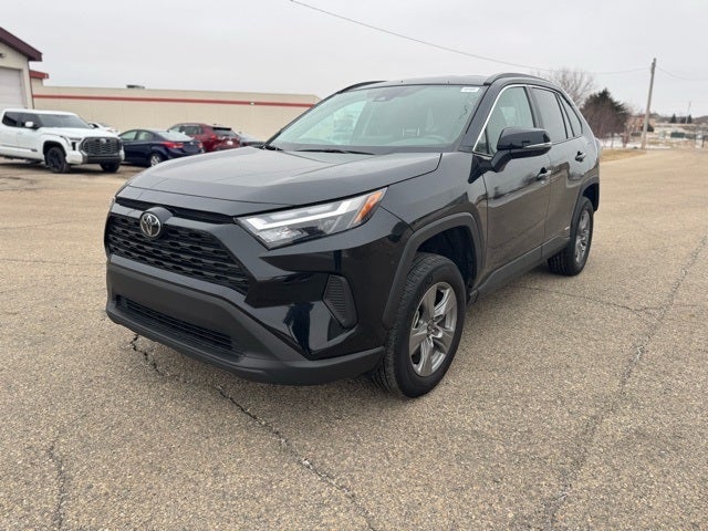 2025 Toyota RAV4 Hybrid XLE AWD