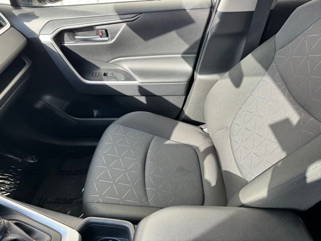 2025 Toyota RAV4 Hybrid XLE AWD