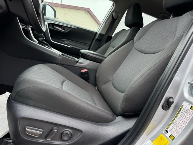 2025 Toyota RAV4 Hybrid XLE AWD