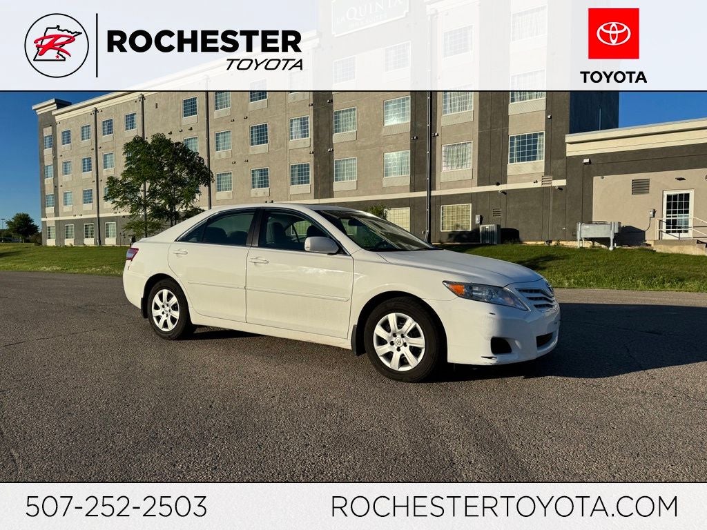 2010 Toyota Camry LE FWD