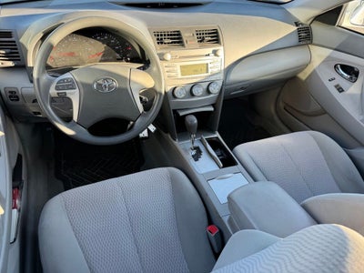 2010 Toyota Camry LE FWD