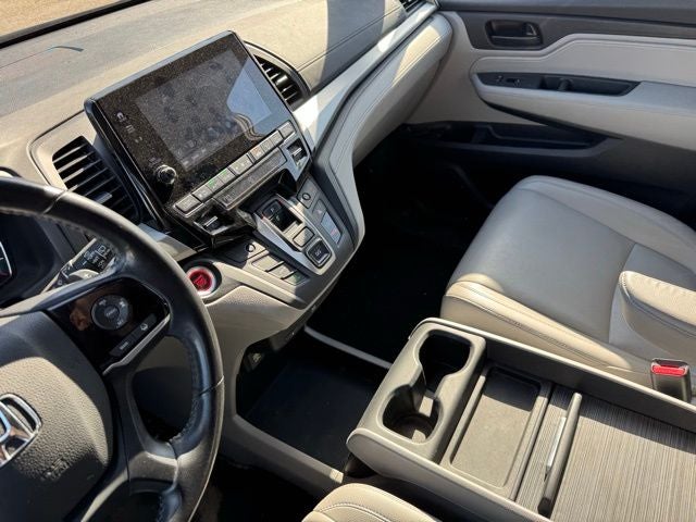 Used 2018 Honda Odyssey EX-L with VIN 5FNRL6H77JB041229 for sale in Rochester, Minnesota