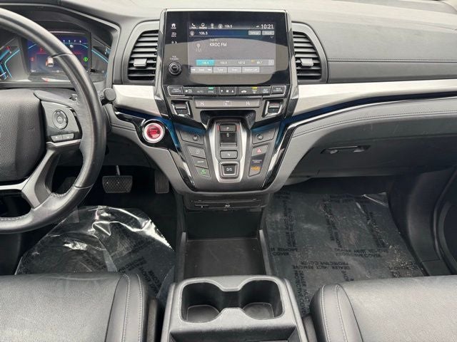 Used 2021 Honda Odyssey Touring with VIN 5FNRL6H87MB039042 for sale in Rochester, Minnesota