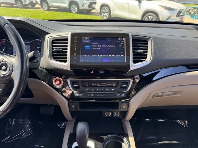 Used 2017 Honda Ridgeline RTL-E with VIN 5FPYK3F70HB037962 for sale in Rochester, Minnesota