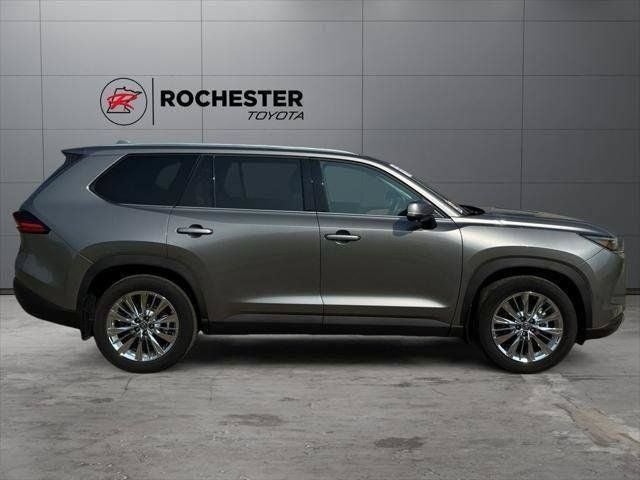 2025 Toyota Grand Highlander Platinum AWD
