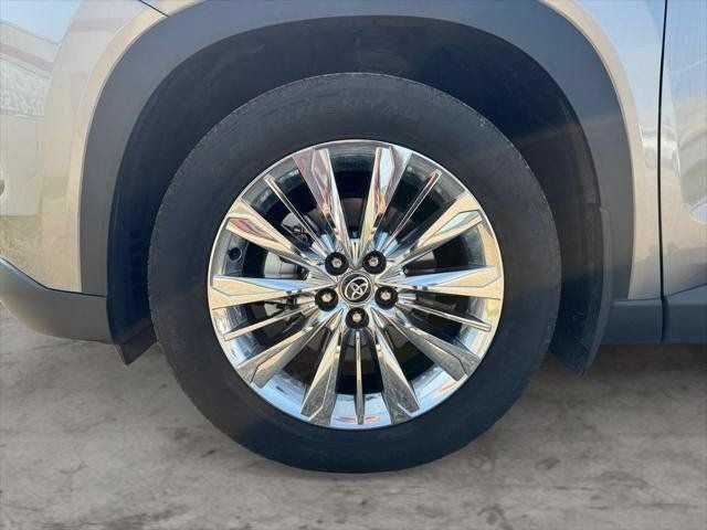 2025 Toyota Grand Highlander Platinum AWD