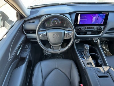 2024 Toyota Grand Highlander Hybrid XLE AWD