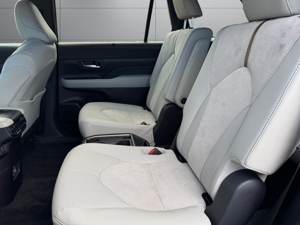 2026 Toyota Grand Highlander Platinum - Photo 18