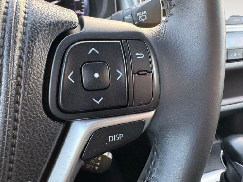 2014 Toyota Highlander LE Plus V6 AWD