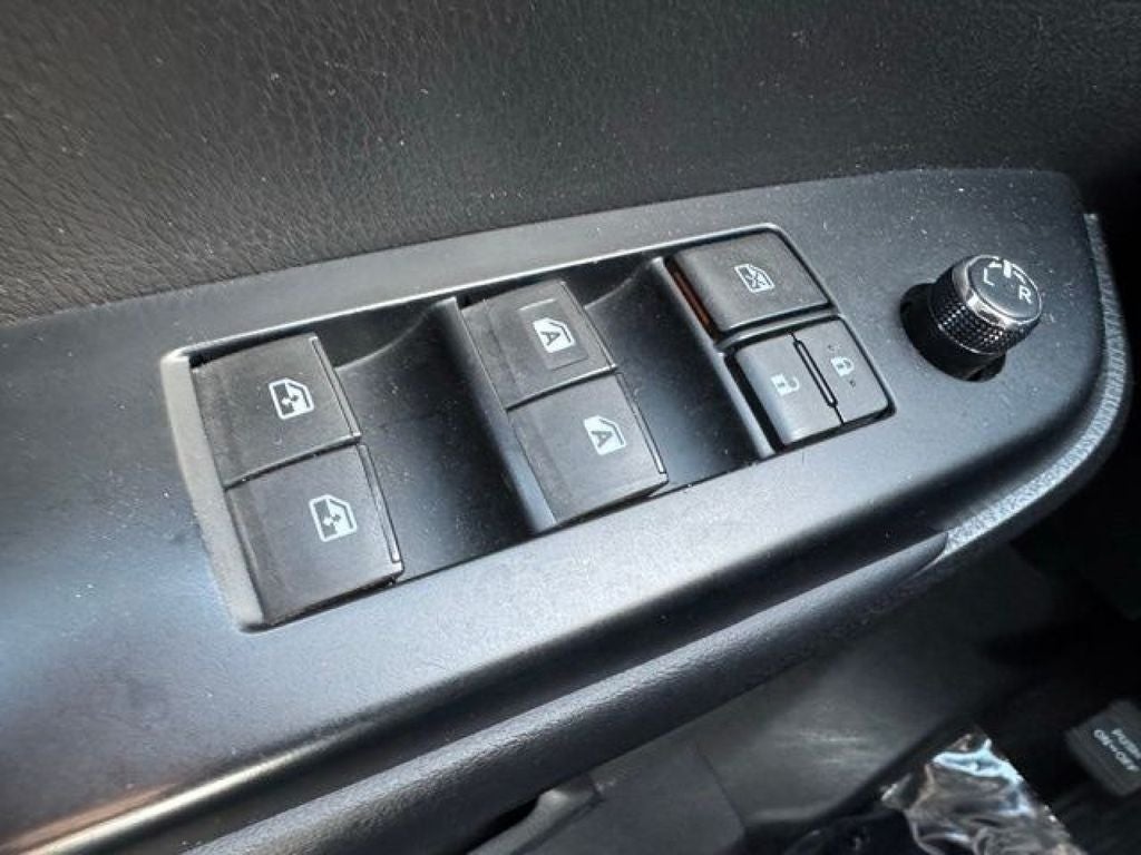 2014 Toyota Highlander LE Plus V6 AWD