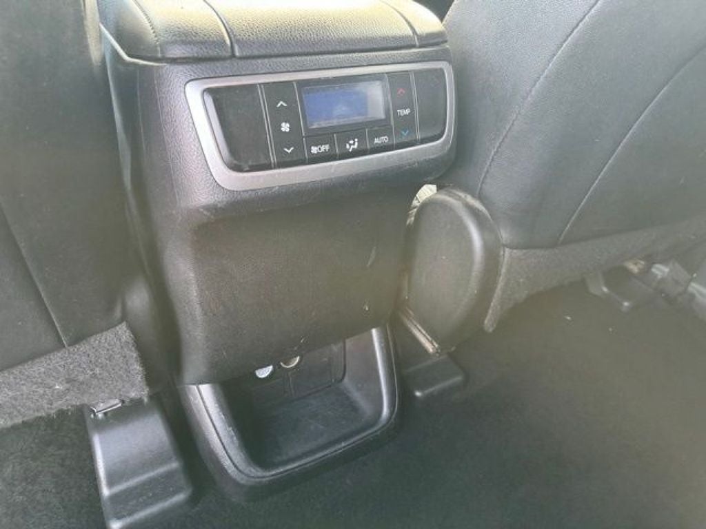 2014 Toyota Highlander LE Plus V6 AWD