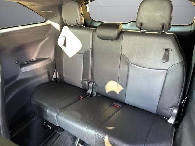 2024 Toyota Sienna Woodland Edition 7 Passenger