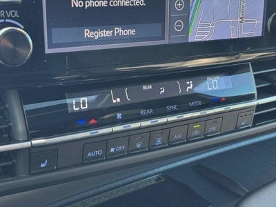 2024 Toyota Sienna Woodland Edition 7 Passenger