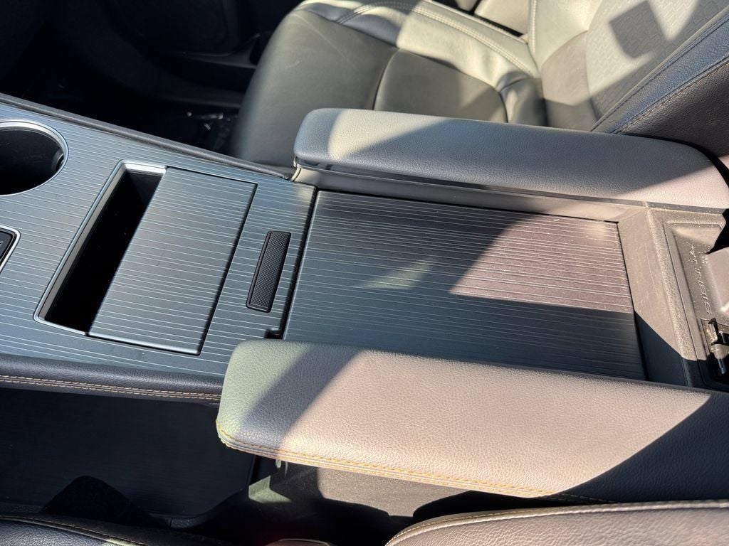 2024 Toyota Sienna Woodland Edition 7 Passenger