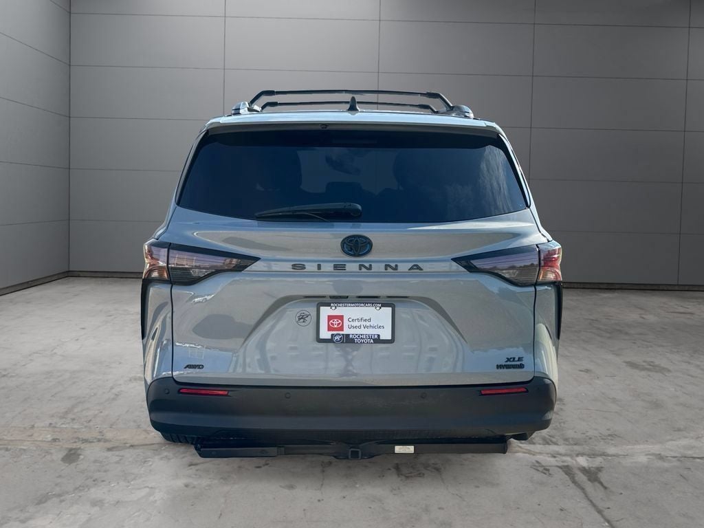 2024 Toyota Sienna Woodland Edition 7 Passenger