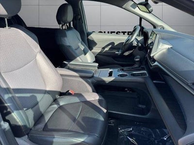 2024 Toyota Sienna Woodland Edition 7 Passenger
