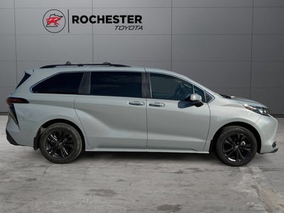 2024 Toyota Sienna Woodland Edition 7 Passenger