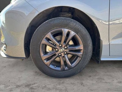 2024 Toyota Sienna Woodland Edition 7 Passenger