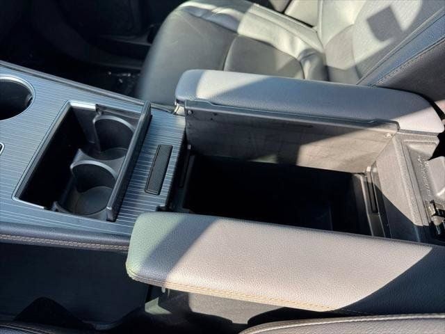 2024 Toyota Sienna Woodland Edition 7 Passenger