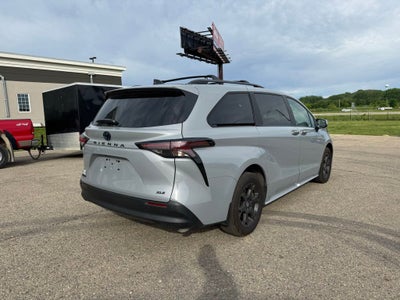 2025 Toyota Sienna Woodland Edition AWD