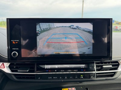 2025 Toyota Sienna Woodland Edition AWD