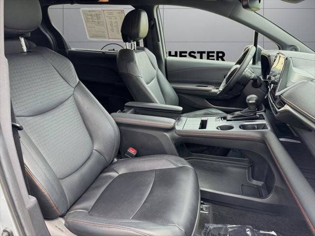 2023 Toyota Sienna XSE 7 Passenger