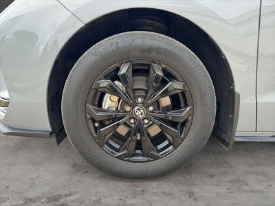 2023 Toyota Sienna XSE 7 Passenger