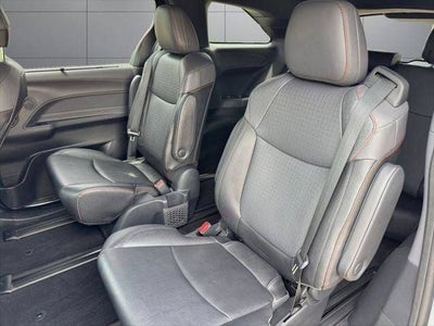 2023 Toyota Sienna XSE 7 Passenger