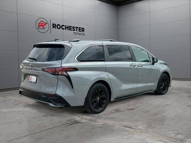 2023 Toyota Sienna XSE 7 Passenger