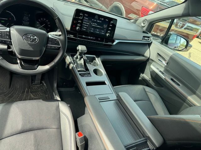 Certified 2022 Toyota Sienna XSE with VIN 5TDDSKFC8NS072917 for sale in Rochester, Minnesota