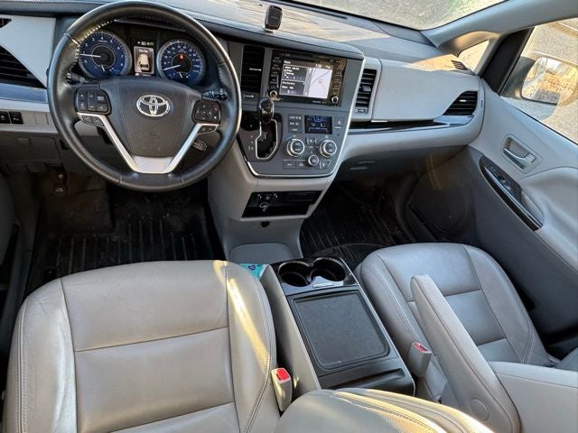 2019 Toyota Sienna XLE 7 Passenger