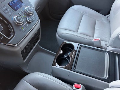 2017 Toyota Sienna XLE Premium 7 Passenger