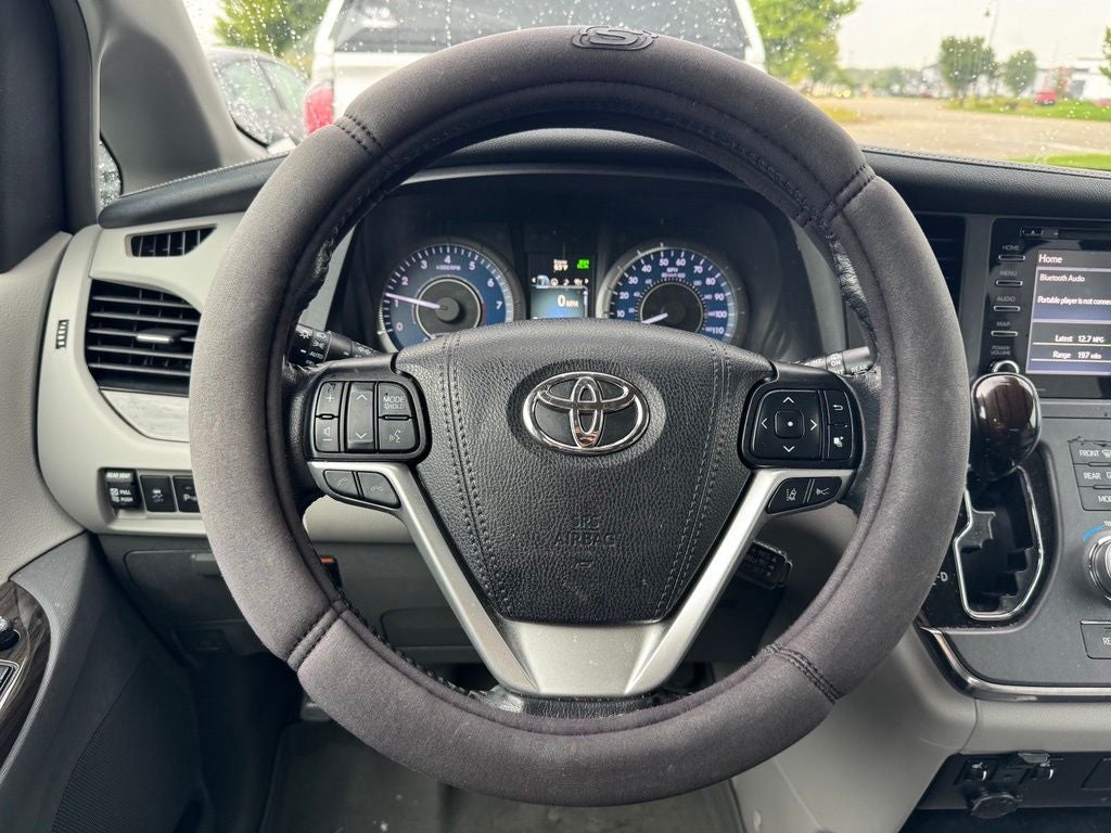 2019 Toyota Sienna XLE 7 Passenger