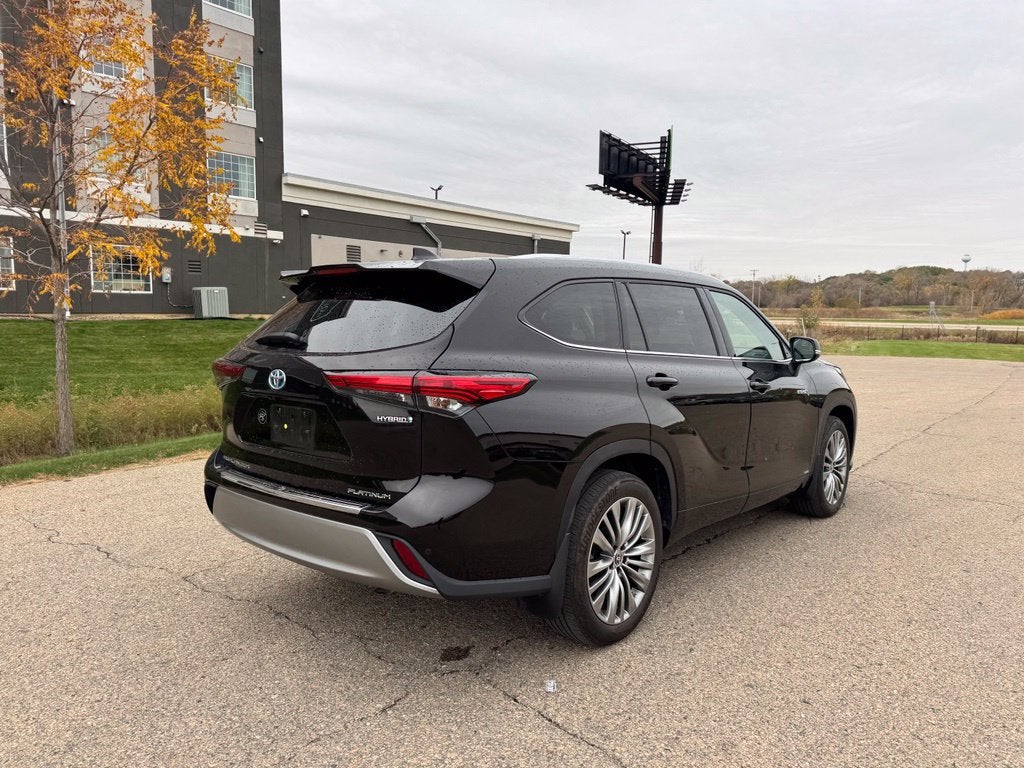 2021 Toyota Highlander Hybrid Platinum AWD