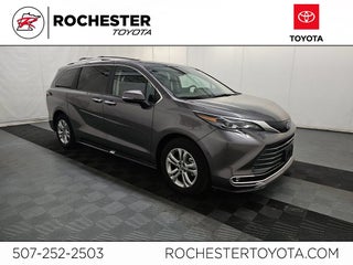 2024 Toyota Sienna Platinum 7 Passenger