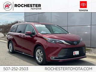 2024 Toyota Sienna Platinum 7 Passenger