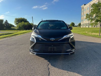 2026 Toyota Sienna Platinum 7 Passenger