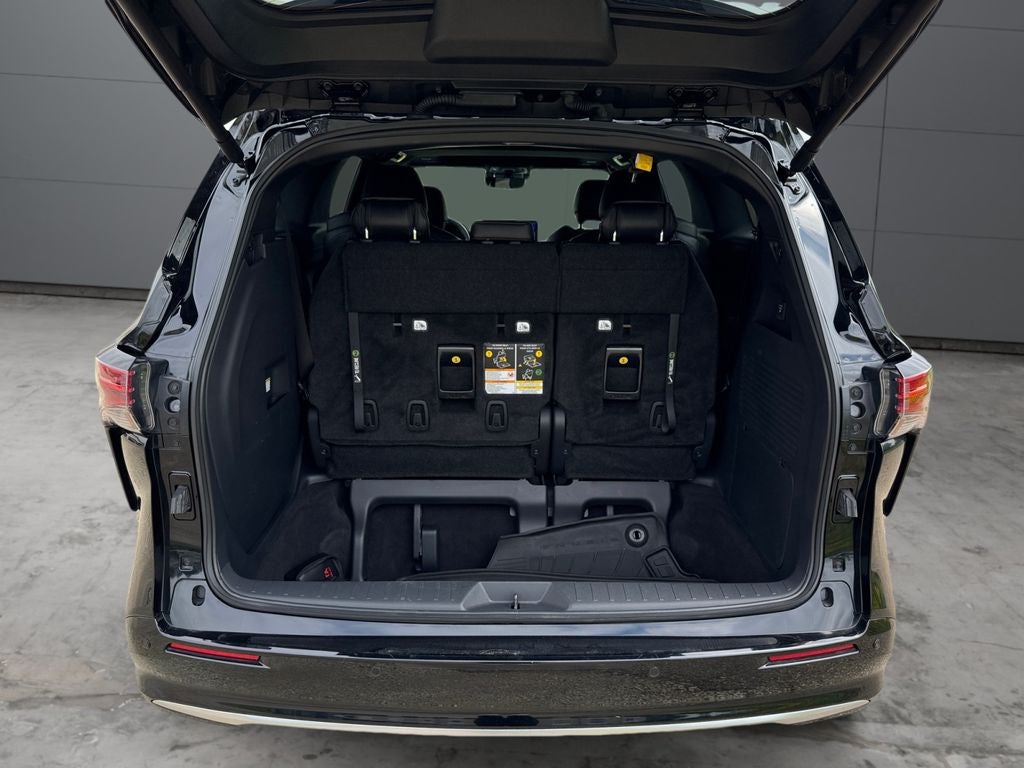 2026 Toyota Sienna Platinum 7 Passenger