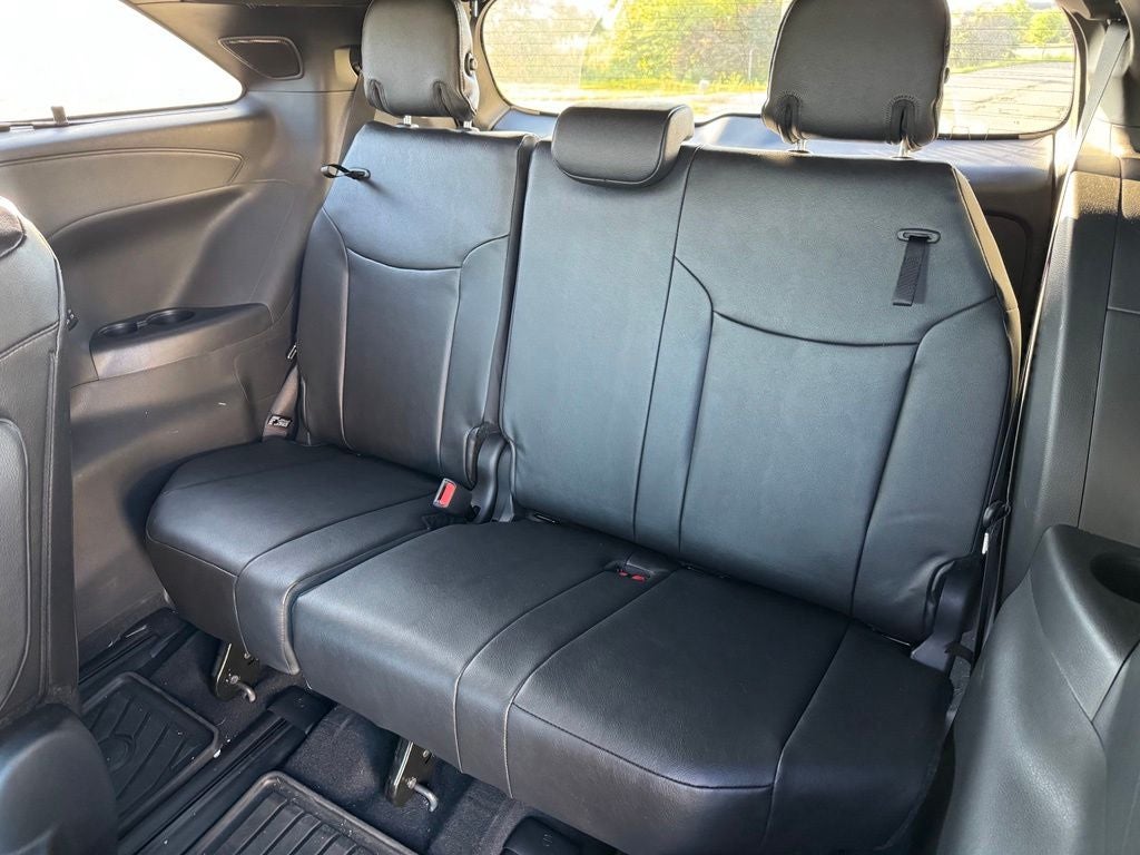 2026 Toyota Sienna Platinum 7 Passenger