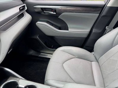 2022 Toyota Highlander Platinum AWD