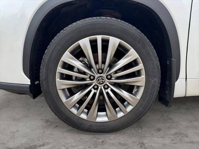 2022 Toyota Highlander Platinum AWD